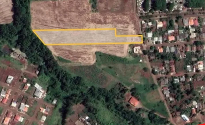 Grande terreno perto do lago municipal em Iretama PR