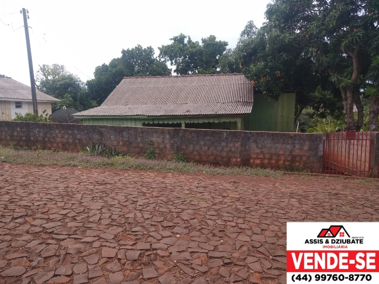 Terreno com casa de madeira perto da coamo em Iretama - PR — foto 3