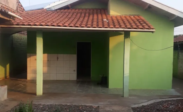 Casa bem localizada em Arapongas Pr