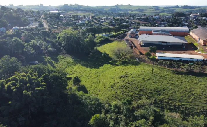 Ótimo Sítio a venda dentro da cidade de Iretama.