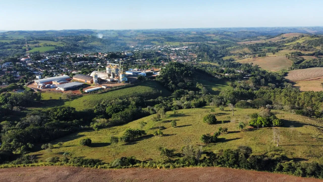 Ótimo Sítio a venda dentro da cidade de Iretama. — foto 9