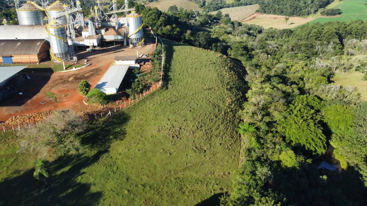Ótimo Sítio a venda dentro da cidade de Iretama. — foto 27