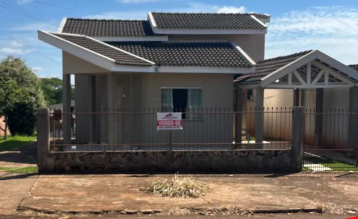DUAS Casas a venda em Iretama !!